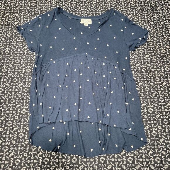 Jun & Ivy Navy Blue with White Hearts Loose Fit Flowy V-Neck Chic Boho Blouse  - Picture 5 of 9